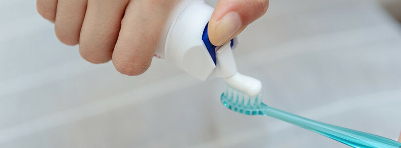 Hogyan tisztít egy fogkrém?